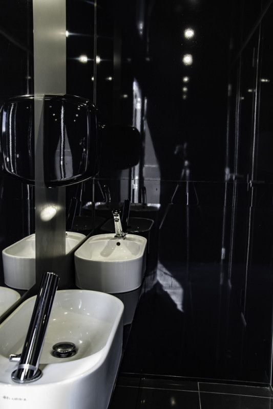 La Fashion Toilet di Calenzano (Firenze), si aggiudica il 5° Architecture Awards di BUILD come Best Prefabricated Bathroom 2019