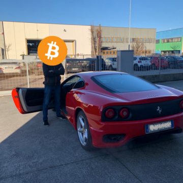 Tesla battuta, ecco la prima Ferrari 360 Modena venduta in bitcoin