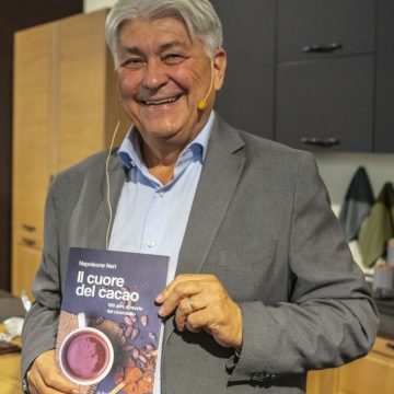 IL CUORE DEL CACAO ……. UN RACCONTO LUNGO 500 ANNI DA CRISTOFORO COLOMBO A MICHELE FERRERO