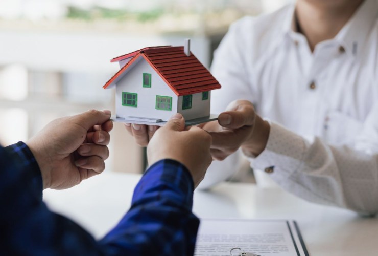 trasferimento simbolico di una casa e successione