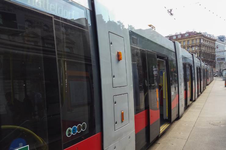 tram