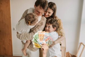 donazioni soldi figli