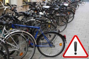 bici moto parcheggio
