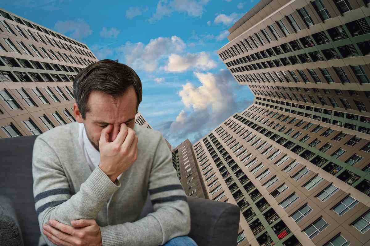 uomo disperato e condominio